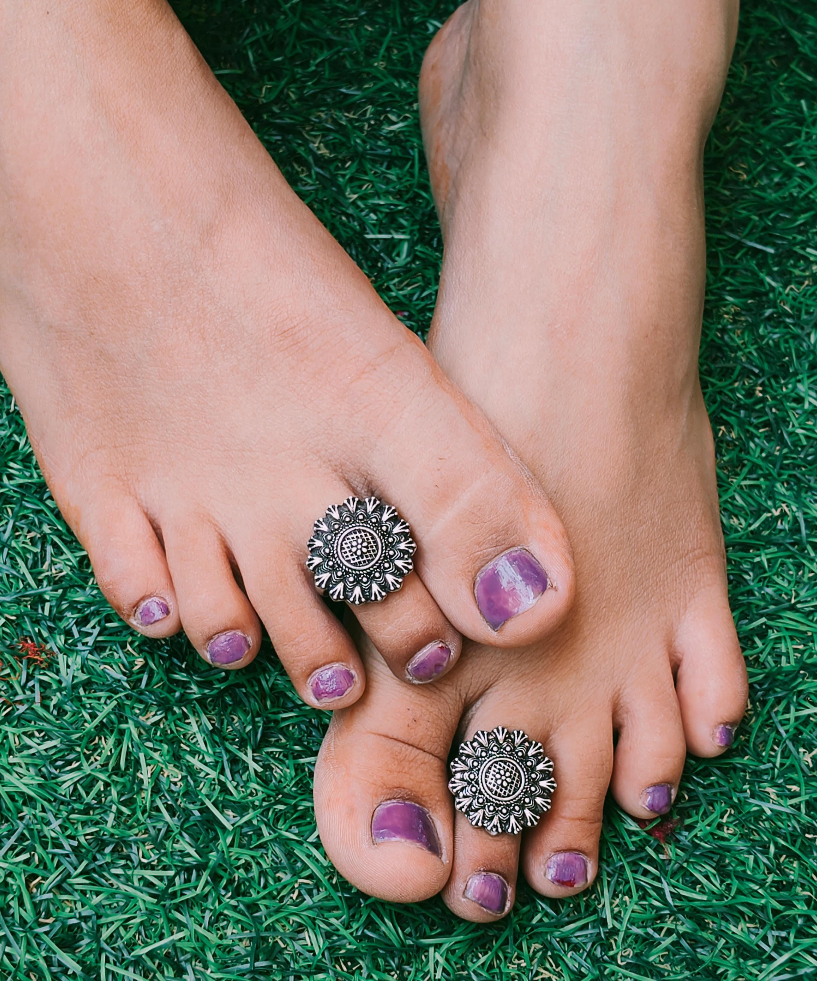 Toe Ring